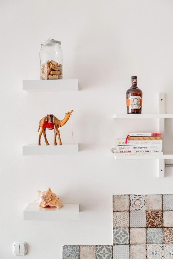 Relax Into Loft Living At A Light-Filled City Escape Budapest Extérieur photo