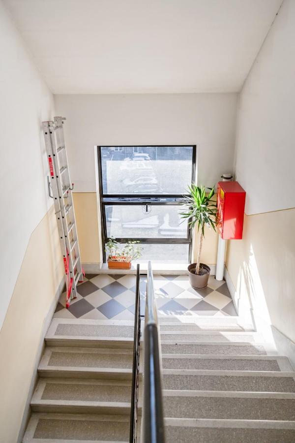 Relax Into Loft Living At A Light-Filled City Escape Budapest Extérieur photo